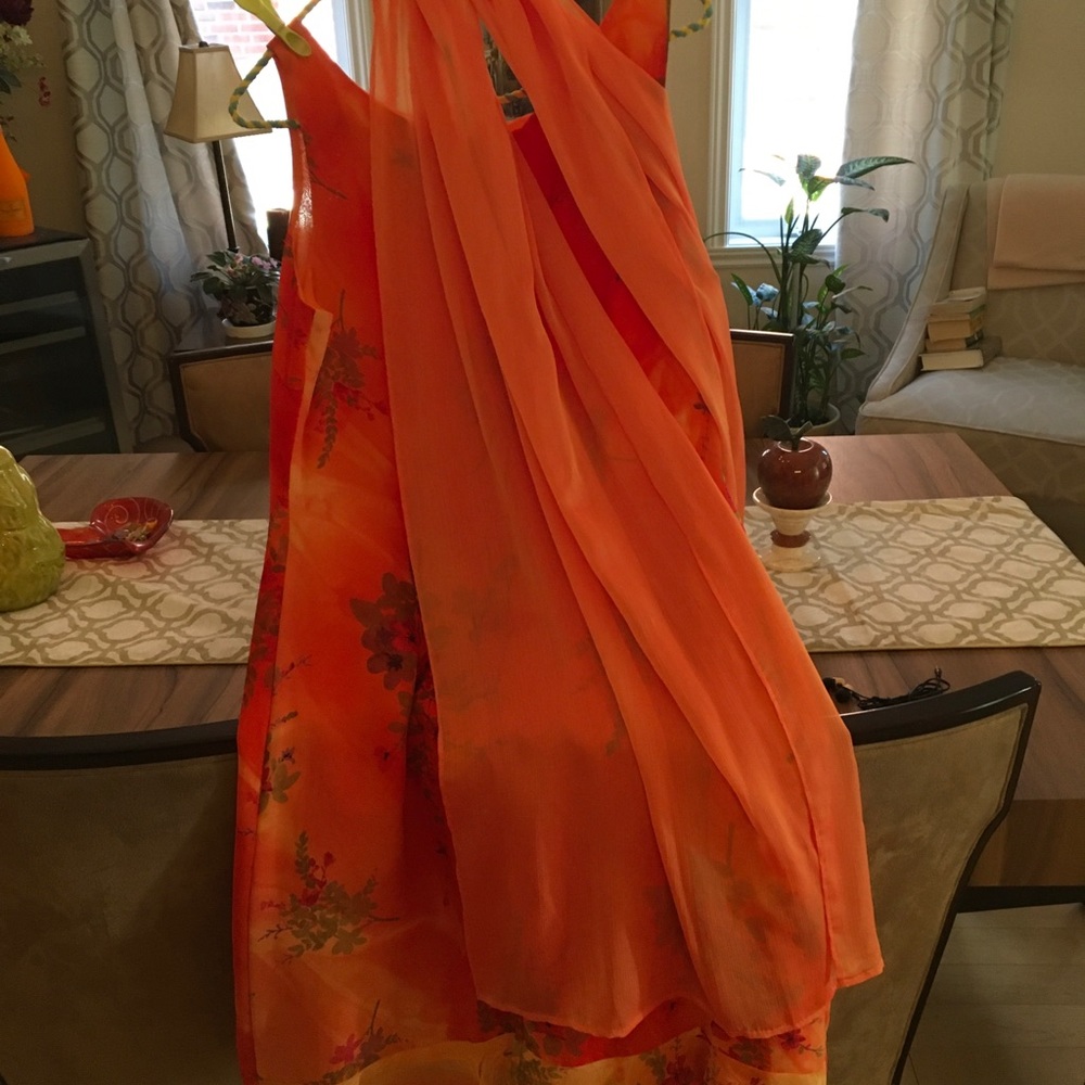 Elegant chiffon dress - Picture 5 of 8